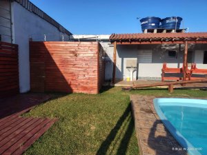 Casa com piscina diária fim de semana